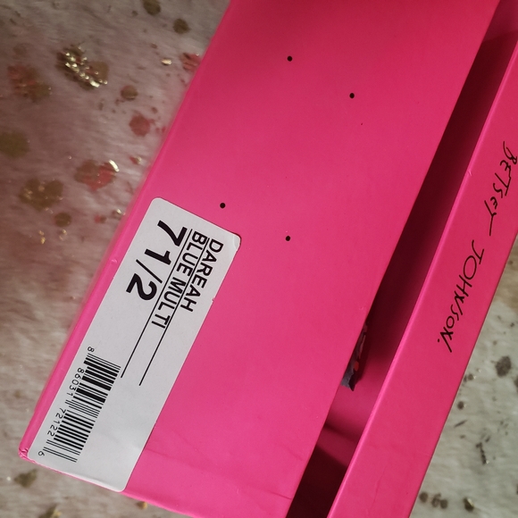 NIB Betsey Johnson 7.5 Dareah Blue Suede Heels - Picture 7 of 7